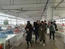 經(jīng)濟學院師生參觀實習實踐基地--天耀商貿(mào)